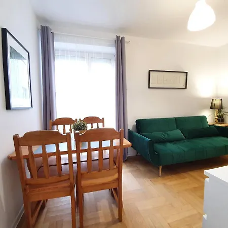 Studio Gdynia Redlowo Apartman *